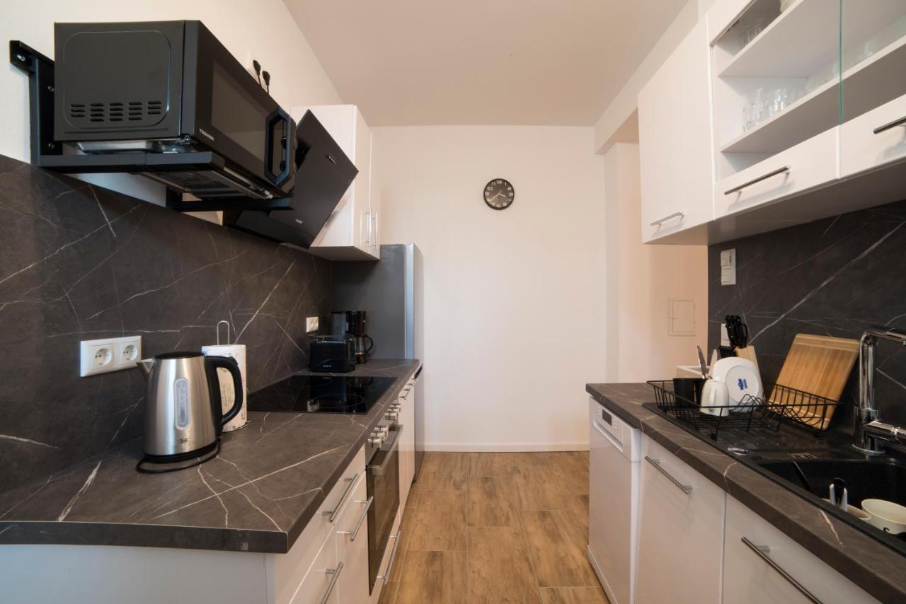Schoene Ferienwohnung 78M2, 3 Schlafzimmer, 2 Baeder, Zentrumnah, 1Og 에르푸르트 외부 사진