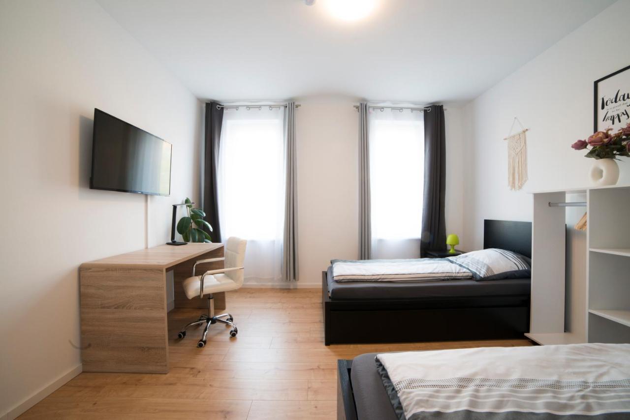 Schoene Ferienwohnung 78M2, 3 Schlafzimmer, 2 Baeder, Zentrumnah, 1Og 에르푸르트 외부 사진